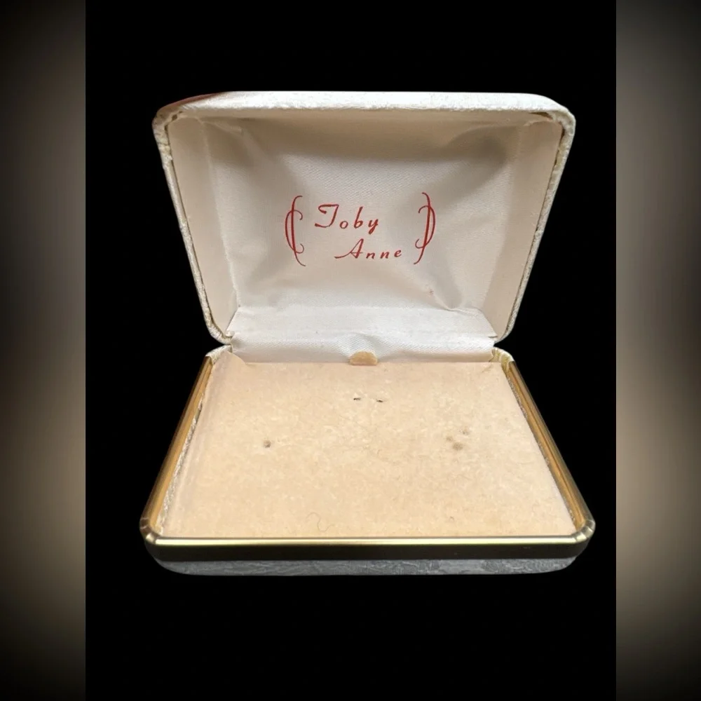 Vintage White Satin Floral Toby Anne Jewelry Box Vintage Bridal Jewelry Box
